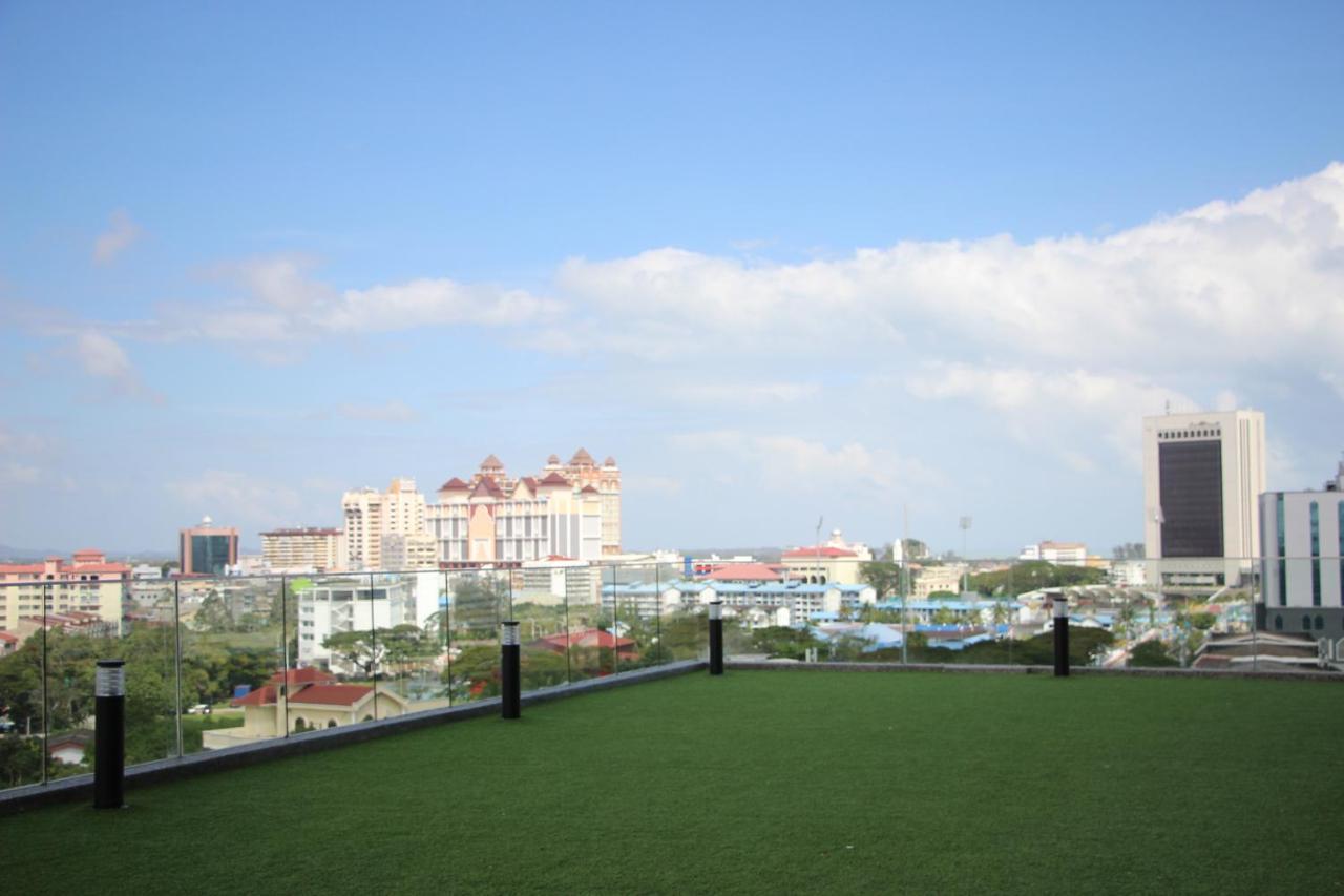 Апартаменты в Бату Бурока — 1000 кв. м., спальни: 3, собственных ванных: 2 Куала-Тренгану Экстерьер фото